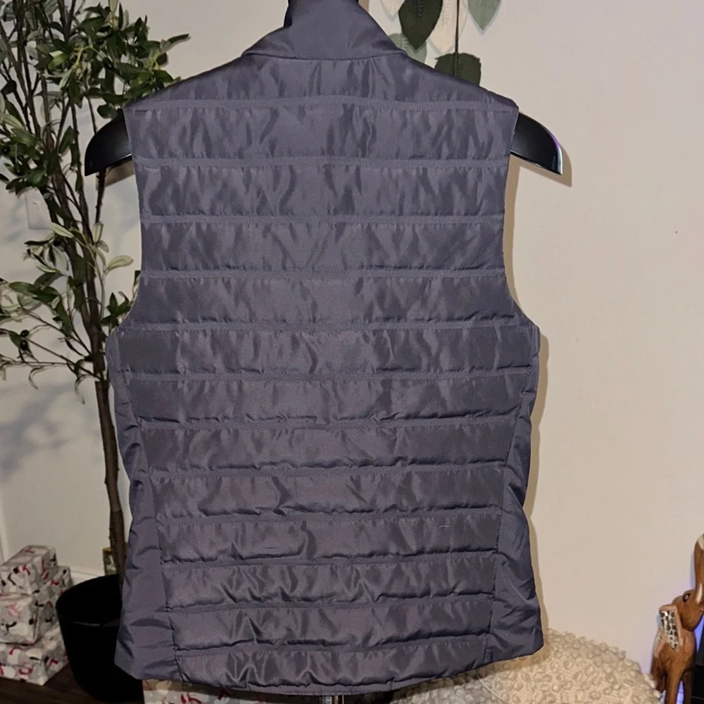 Nike Aeroloft Women's Dark Gray Puffer Vest